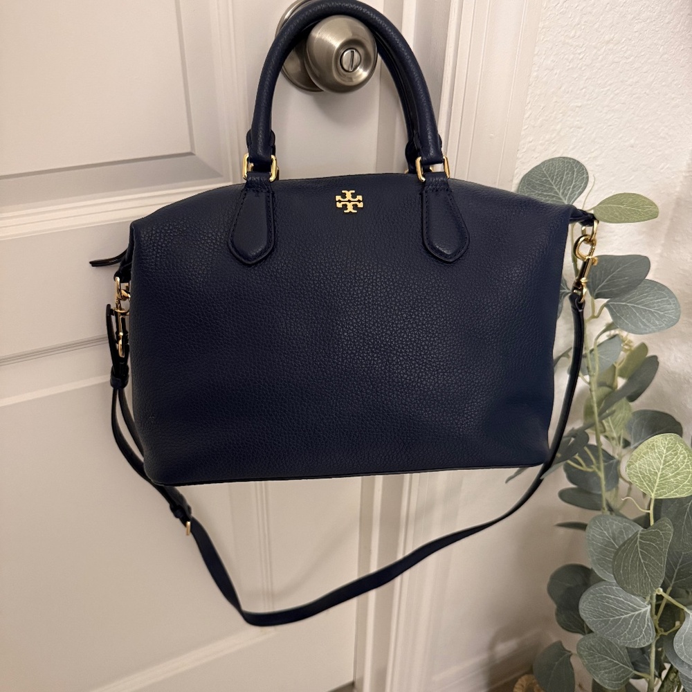 Navy blue story Burch Crossbody